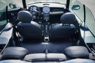 MINI Cabrio 2010
