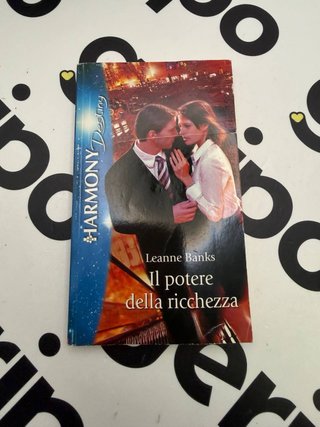 Il potere della ricchezza libro