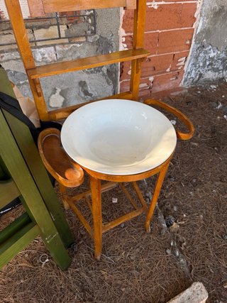 Lavabo palanganero antiguo de madera