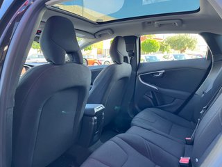 Volvo V40 D2 MOMENTUM 2018