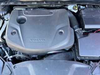 Volvo V40 D2 MOMENTUM 2018