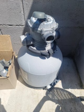 Bomba de piscina de plástico y goma