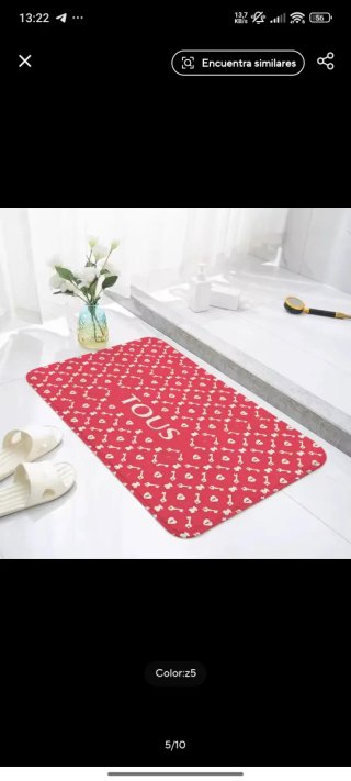 Tappeto da bagno beige e nero