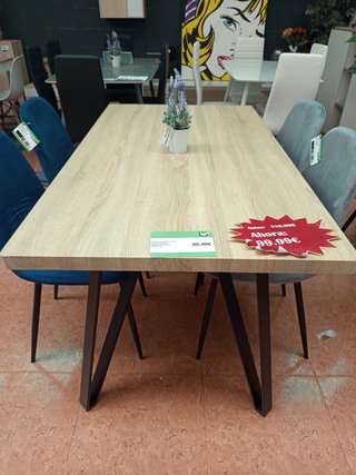 Mesa de comedor madera y metal