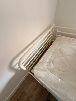 Estructura de cama diván metálica