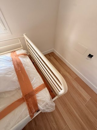 Estructura de cama diván metálica