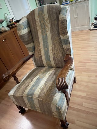 Sillón Orejero Vintage Damasco