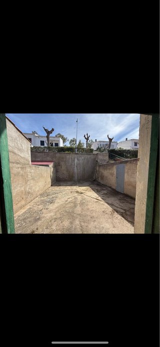 Casa a reformar en pantano zujar castuera