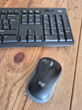Logitech MK270 Teclado y Ratón Inalámbrico