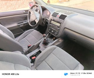 Volkswagen Golf 2004