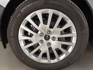 Peugeot Expert 2.0 BlueHDI 180CV Standar EAT8 9 Plazas