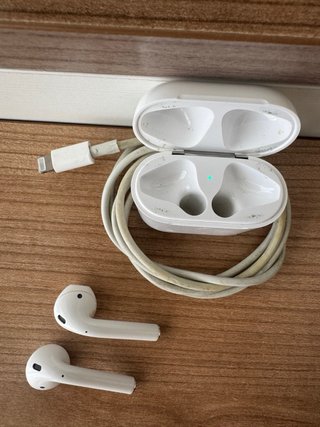 AirPods 2.ª gen A2031 Apple