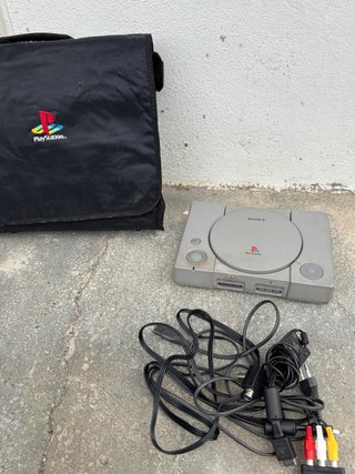 Consola PS1 + Maletín Original