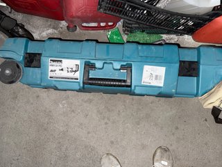 Makita HM1317C AVT Martillo Demoledor Profesional