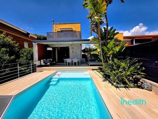 Chalet en venta en Mas Trader-Corral D’En Tort-Corral D’En Cona en Cubelles