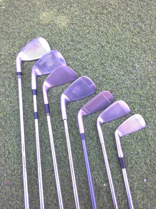Lotto n°3 di 7 mazze da golf