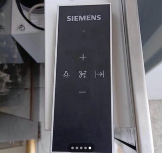 Campana extractora Siemens con mando