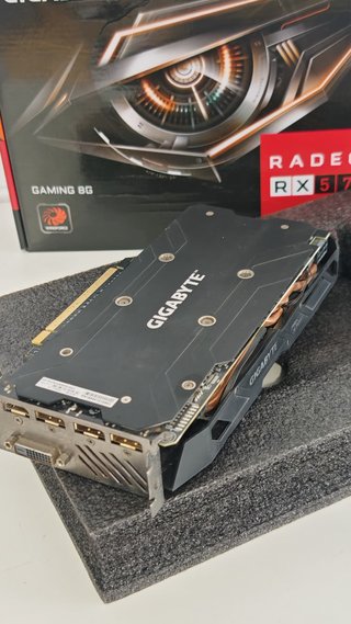 Tarjeta gráfica Gigabyte Radeon RX 570 de 8GB