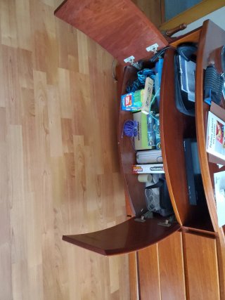 "Urgente" Mueble TV madera y cristal 230x50x220