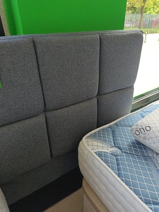 Cabecero de madera y polipiel beige/marrón