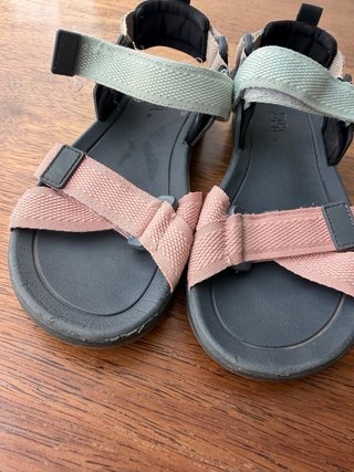 Lote 2 Sandalias Niña Zara Talla 36