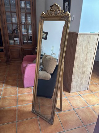 Espejo dorado nuevo madera.
