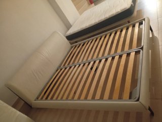 180x200 SOMIER COLCHÓN Y CABECERO POLIPIEL BLANCO