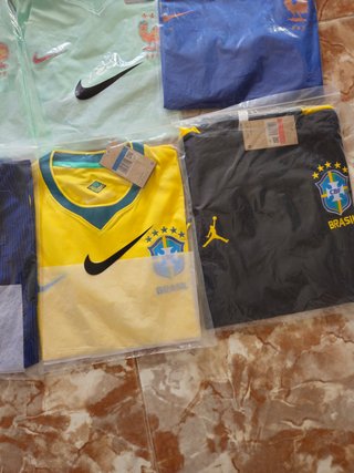Lote 75 Camisetas Fútbol Mundial 2026