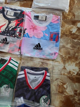 Lote 75 Camisetas Fútbol Mundial 2026