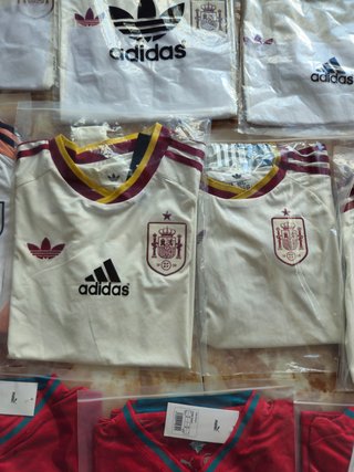 Lote 75 Camisetas Fútbol Mundial 2026