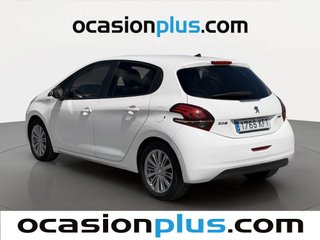 Peugeot 208 PureTech 82 Style 60 kW (82 CV)