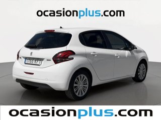 Peugeot 208 PureTech 82 Style 60 kW (82 CV)