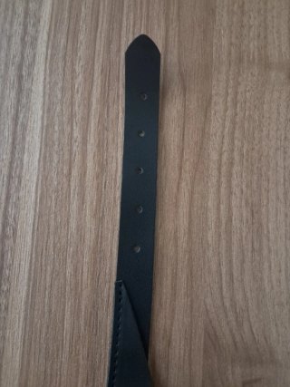 Collar gótico con anilla plateada
