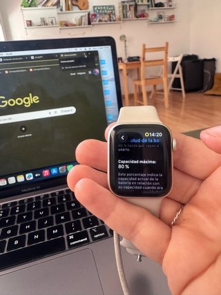 Apple Watch SE 2 Plata c/ carg ORIGINAL bat. 80%
