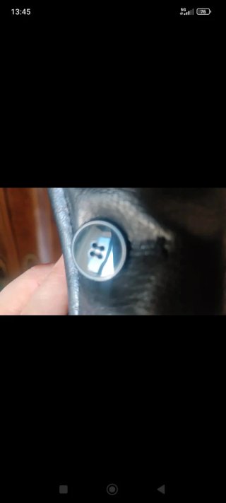 Chaqueta Zara efecto piel negra