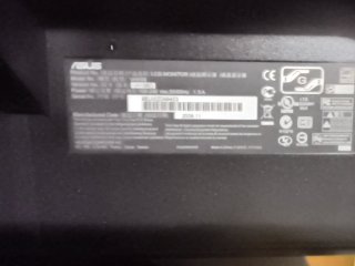 Monitor ASUS Nero