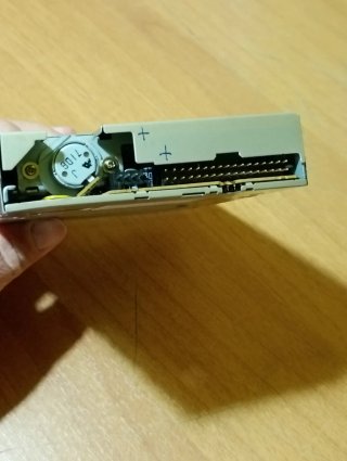 Unità Floppy Disk Mitsumi D359T6 Usata