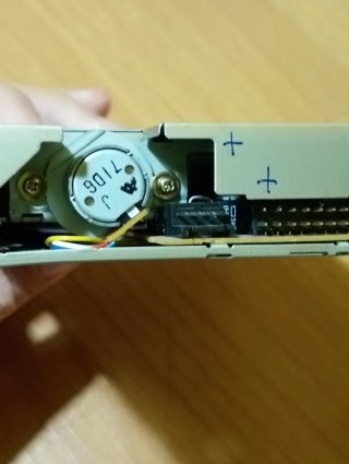 Unità Floppy Disk Mitsumi D359T6 Usata