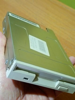 Unità Floppy Disk Mitsumi D359T6 Usata