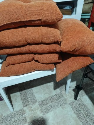 Cojines naranjas de tela (Set de 7)