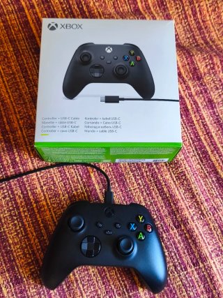 Pantalla LG 27GR75Q-B Ultragear+mando xbox