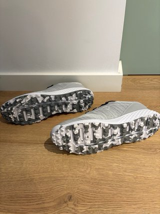 Zapatos de Golf NUEVOS A ESTRENAR