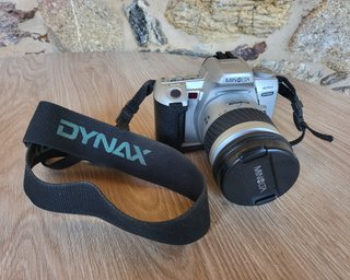 Cámara analógica Minolta Dynax 404si