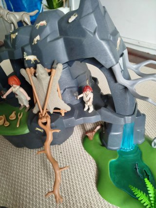 Playmobil Cueva Prehistórica con Mamut
