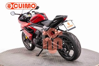 TRIUMPH DAYTONA 660