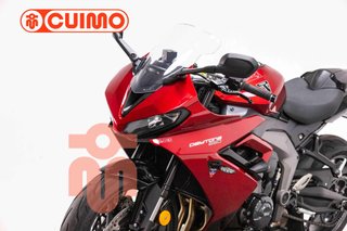 TRIUMPH DAYTONA 660