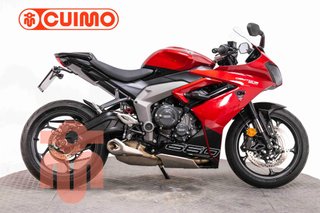 TRIUMPH DAYTONA 660