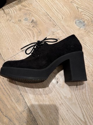 Zapatos negros de cordones con tacón ancho mujer