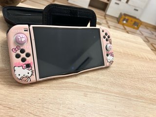 Nintendo Switch OLED Blanca y Rosa