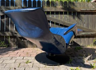 Sillón relax JORI cuero azul